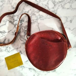 Portland Leather Goods Large Nutmeg Circle Crossbody EUC